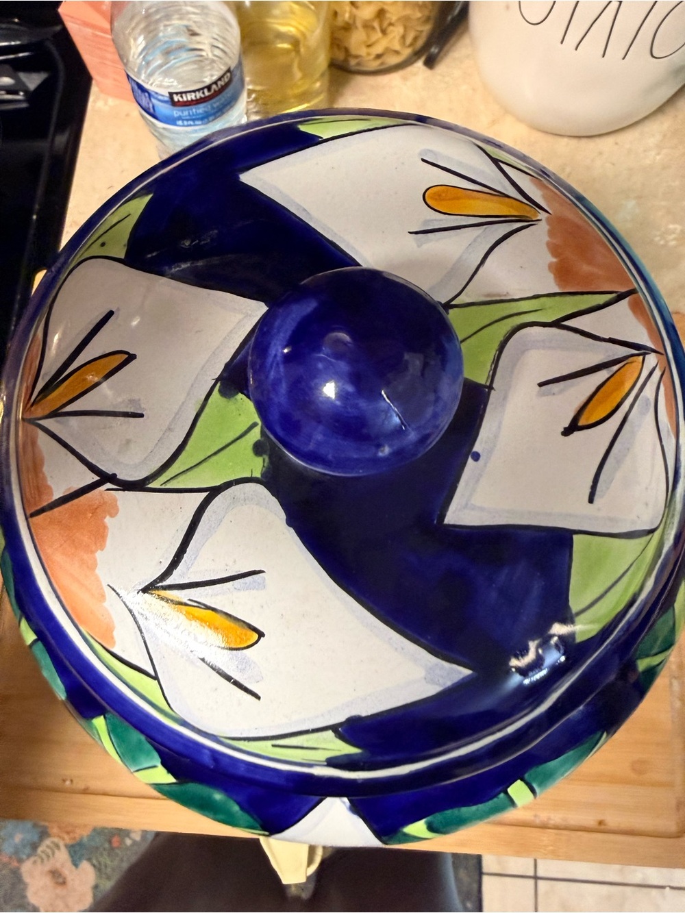 Hand-Painted Ceramic Water Dispenser in Blue and Green - Picture 4 of 10